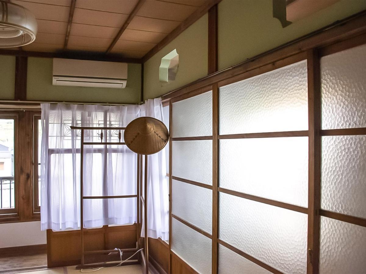 Guest Cafe Kuchikumano Hotel Kamitondacho Ngoại thất bức ảnh