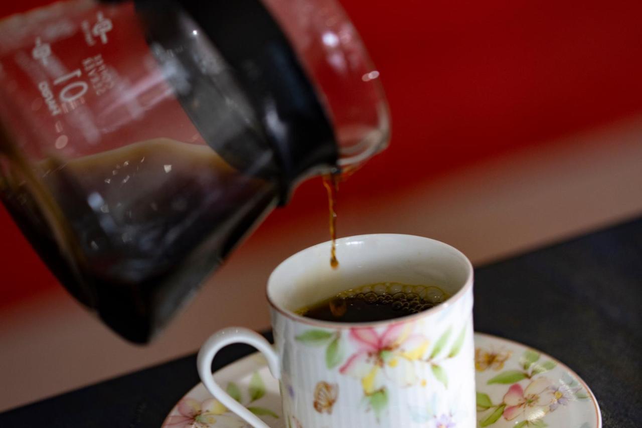 Guest Cafe Kuchikumano Hotel Kamitondacho Ngoại thất bức ảnh