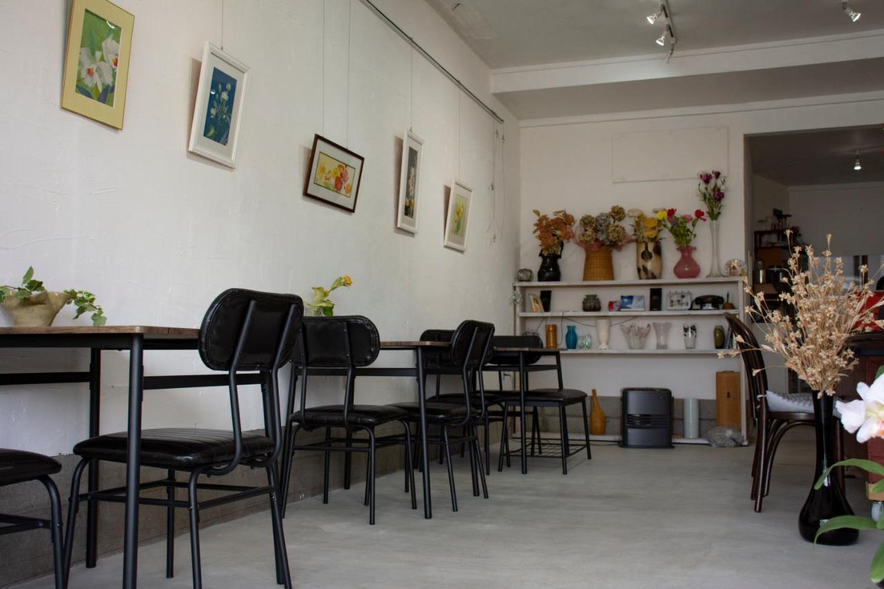 Guest Cafe Kuchikumano Hotel Kamitondacho Ngoại thất bức ảnh